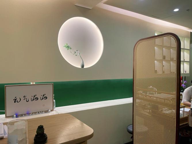 日本按摩店精油推荐：深度舒缓、天然植物配方与专业芳疗级长尾关键词精选