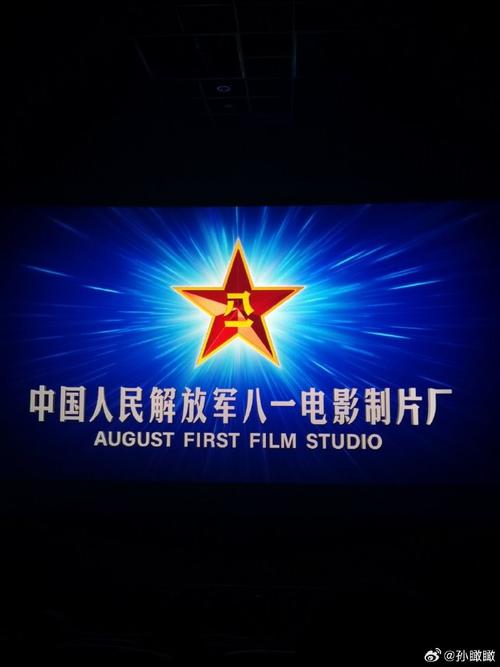 一边亲胸一边摸一边揉的相关介绍