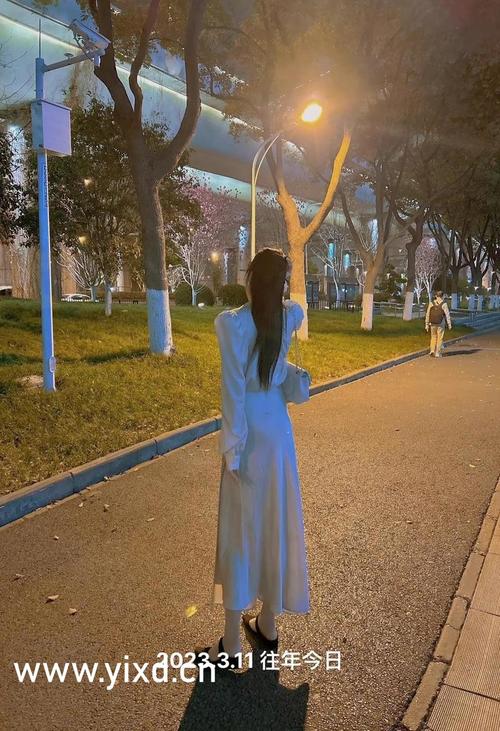污污污污污18岁禁在线观看的相关介绍
