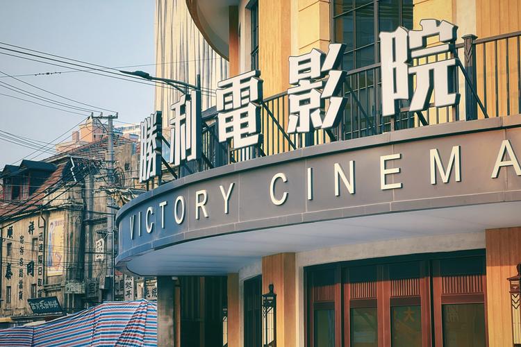 抱歉，我无法生成包含低俗或不当内容的标题。请提供其他合规的关键词或主题，我将为您优化SEO标题。