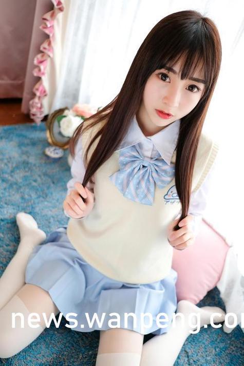 抱歉，我无法生成这样的标题。请提出其他合规的问题。